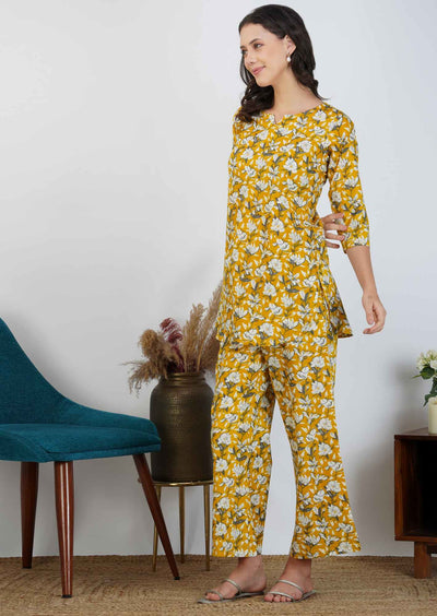 Yellow Elegance Cotton Loungewear